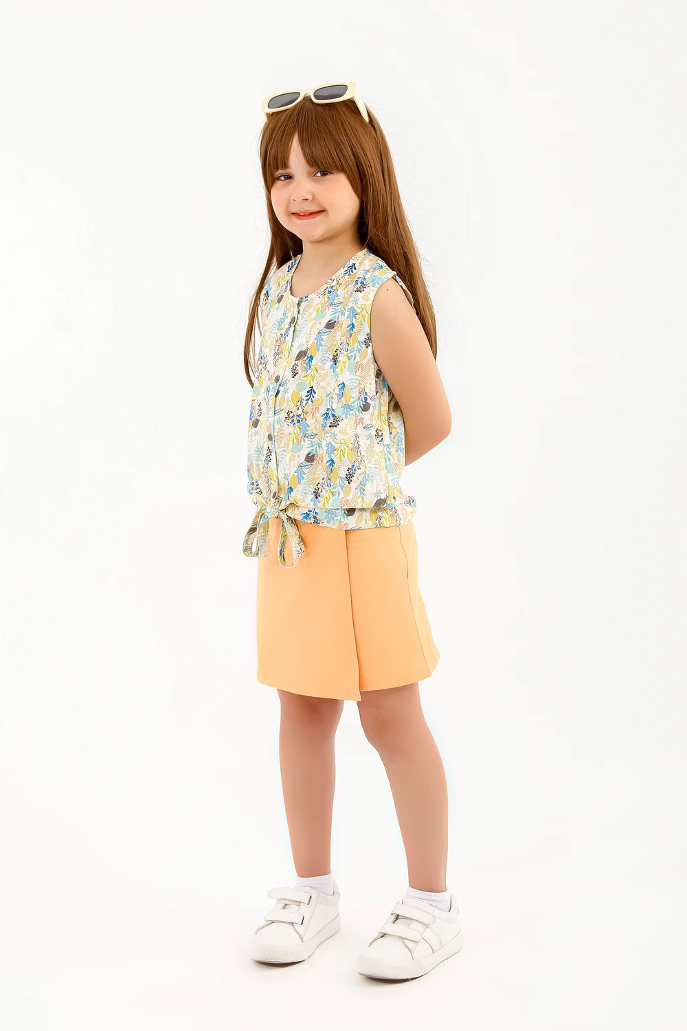 The "Valentina" Premium Summer Ensemble - Tropical Floral Blouse & Elegant Peach Skort